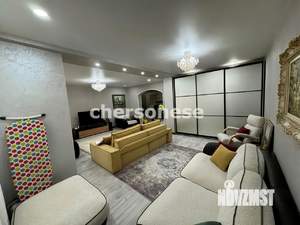 3-к квартира, вторичка, 125м2, 4/5 этаж