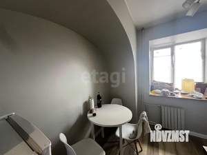 2-к квартира, вторичка, 43м2, 1/4 этаж
