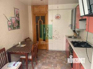 3-к квартира, вторичка, 68м2, 1/5 этаж