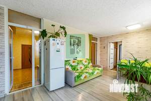 2-к квартира, вторичка, 67м2, 1/1 этаж