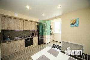 3-к квартира, вторичка, 81м2, 1/5 этаж