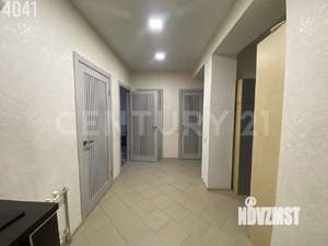 2-к квартира, вторичка, 67м2, 1/10 этаж