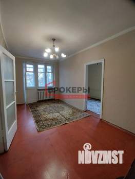 2-к квартира, вторичка, 42м2, 3/5 этаж