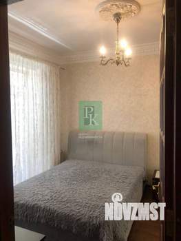 4-к квартира, вторичка, 90м2, 2/5 этаж