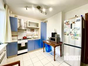 2-к квартира, вторичка, 66м2, 1/5 этаж