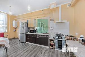 2-к квартира, вторичка, 57м2, 1/5 этаж