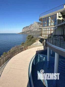 2-к квартира, вторичка, 64м2, 1/4 этаж