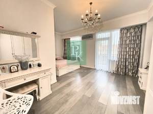 3-к квартира, вторичка, 155м2, 2/5 этаж