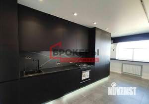 3-к квартира, вторичка, 94м2, 8/8 этаж