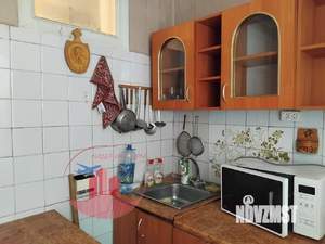 2-к квартира, вторичка, 44м2, 1/5 этаж