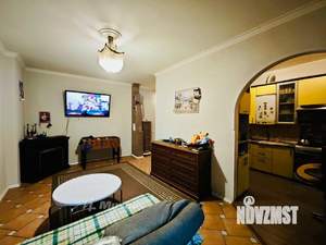 2-к квартира, вторичка, 43м2, 1/2 этаж