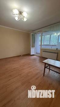 2-к квартира, вторичка, 52м2, 1/9 этаж