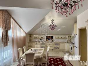 4-к квартира, вторичка, 116м2, 4/4 этаж
