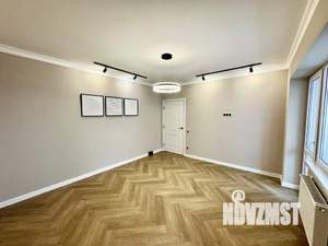 2-к квартира, вторичка, 64м2, 1/9 этаж