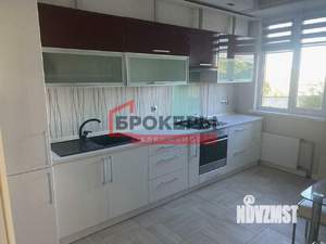 2-к квартира, вторичка, 54м2, 1/9 этаж