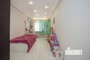 3-к квартира, вторичка, 68м2, 1/5 этаж