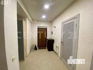 2-к квартира, вторичка, 67м2, 1/10 этаж