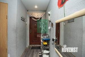 2-к квартира, вторичка, 42м2, 1/2 этаж