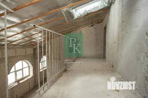 4-к квартира, вторичка, 133м2, 8/8 этаж