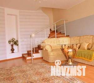 4-к квартира, вторичка, 140м2, 4/6 этаж