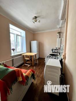 1-к квартира, вторичка, 35м2, 1/4 этаж