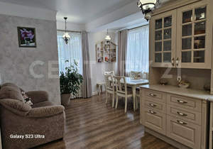 4-к квартира, вторичка, 150м2, 1/5 этаж