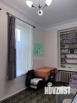 2-к квартира, вторичка, 52м2, 1/3 этаж
