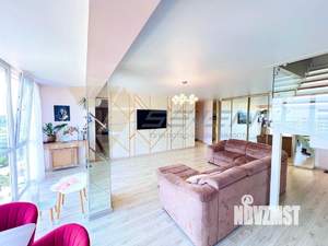 4-к квартира, вторичка, 160м2, 9/10 этаж