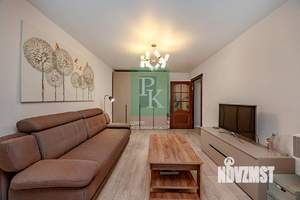 2-к квартира, вторичка, 54м2, 1/5 этаж