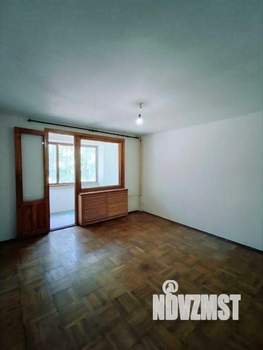 4-к квартира, вторичка, 100м2, 1/5 этаж