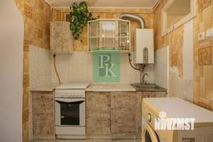 2-к квартира, вторичка, 43м2, 1/5 этаж